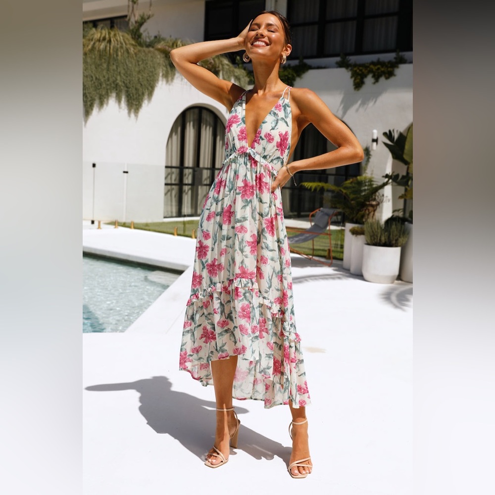 Hello Molly floral midi dress worn once